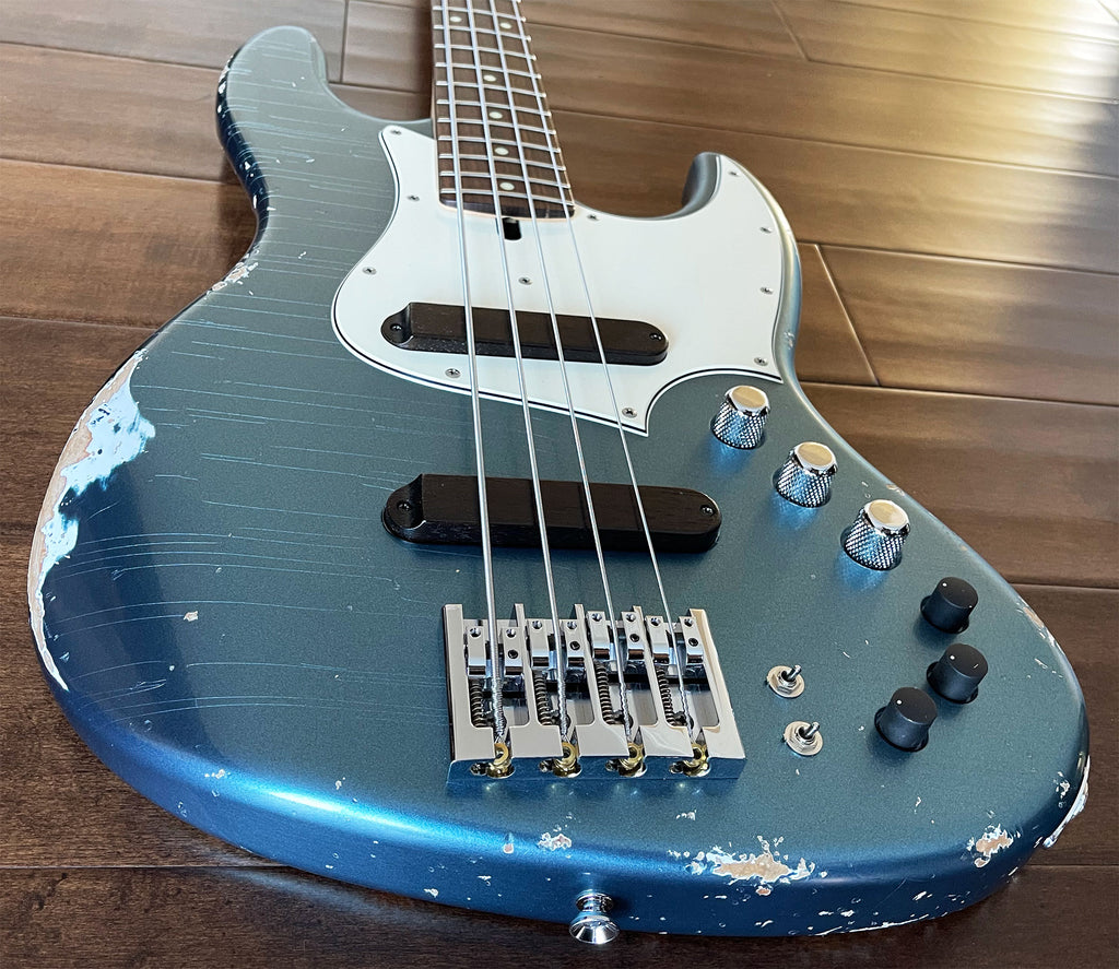 Xotic XJ-1T Jazz-Style 4-String Bass Guitar Lake Placid Blue 